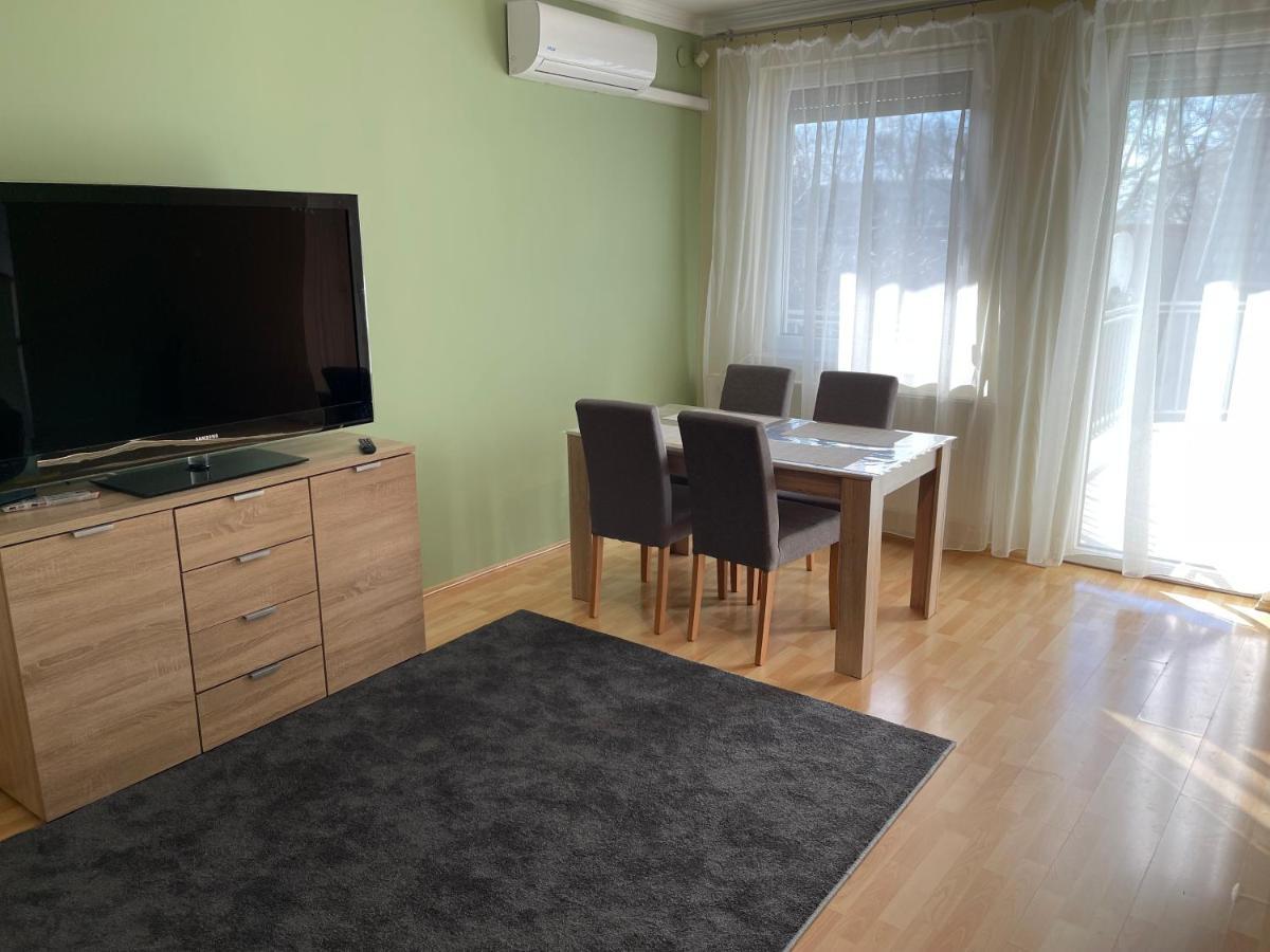 Noemi Appartman Szeged Apartment Exterior photo
